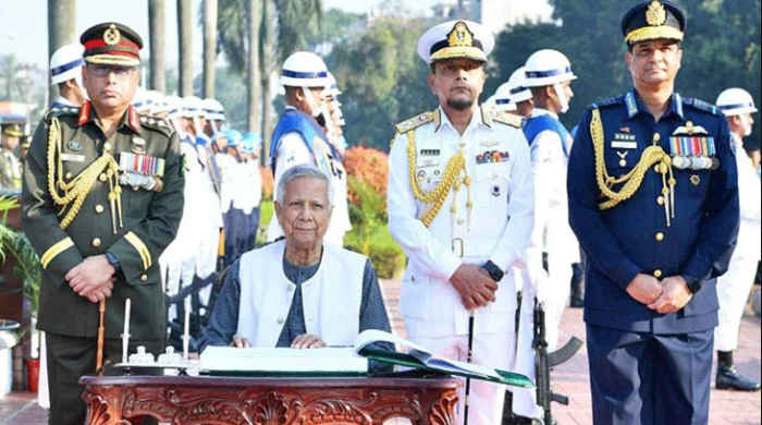 কাউকে তার মতের জন্য শত্রু মনে করব না: প্রধান উপদেষ্টা