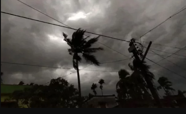 তিন বিভাগে ৬০ কিমি বেগে ঝড়ের আশঙ্কা